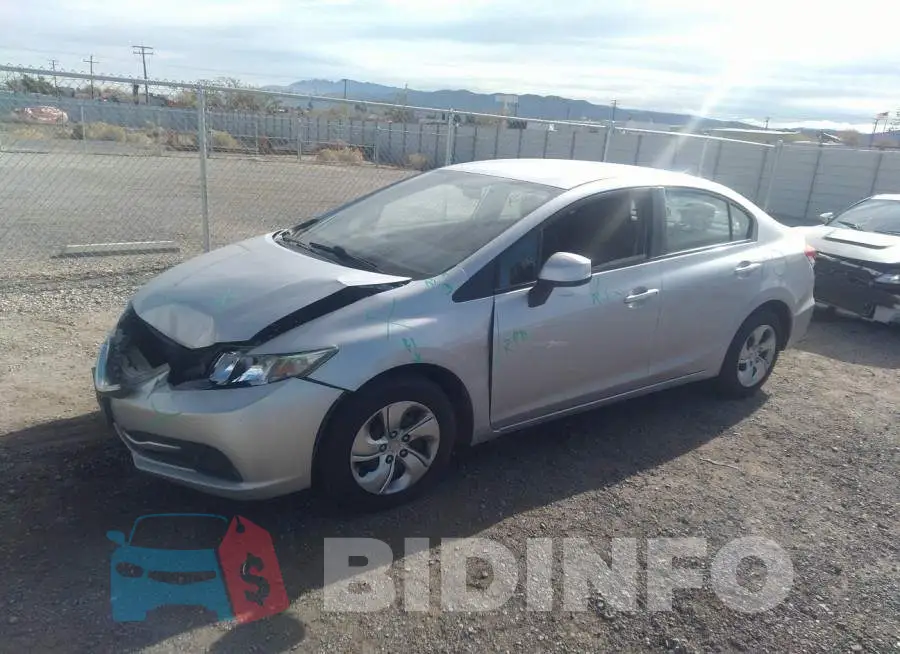 19XFB2F56DE204429 Photo# 2