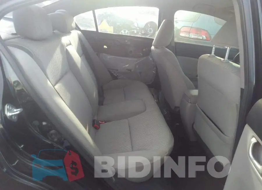 19XFB2F57FE280857 Photo# 8