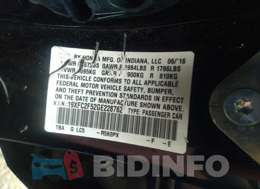 19XFC2F52GE228762 Photo# 9
