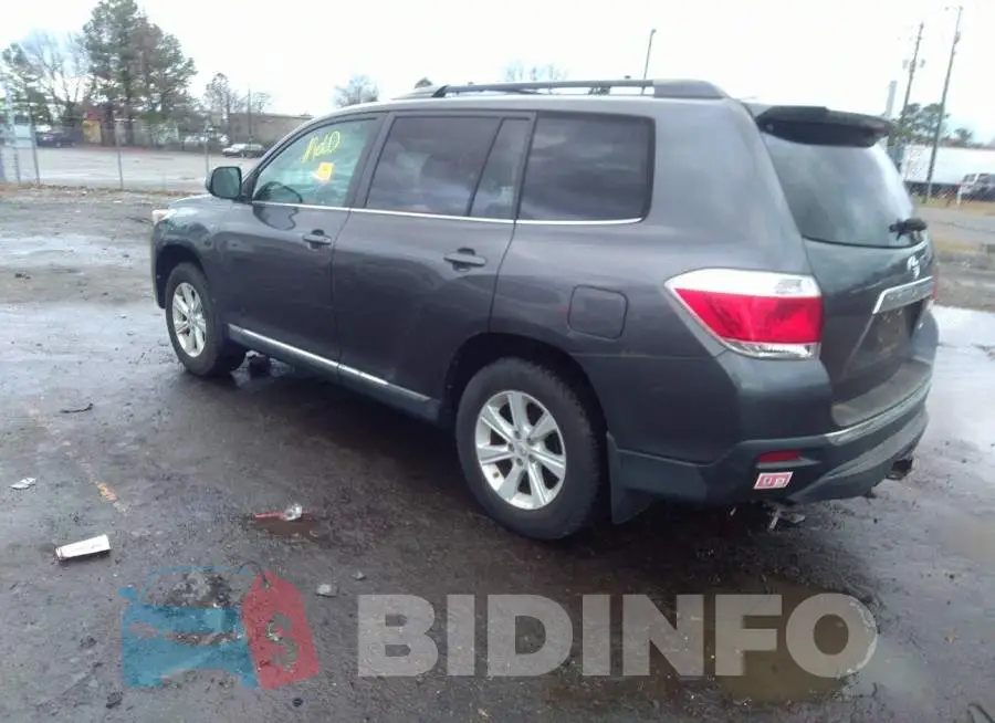 5TDBK3EH5CS141070 Photo# 3