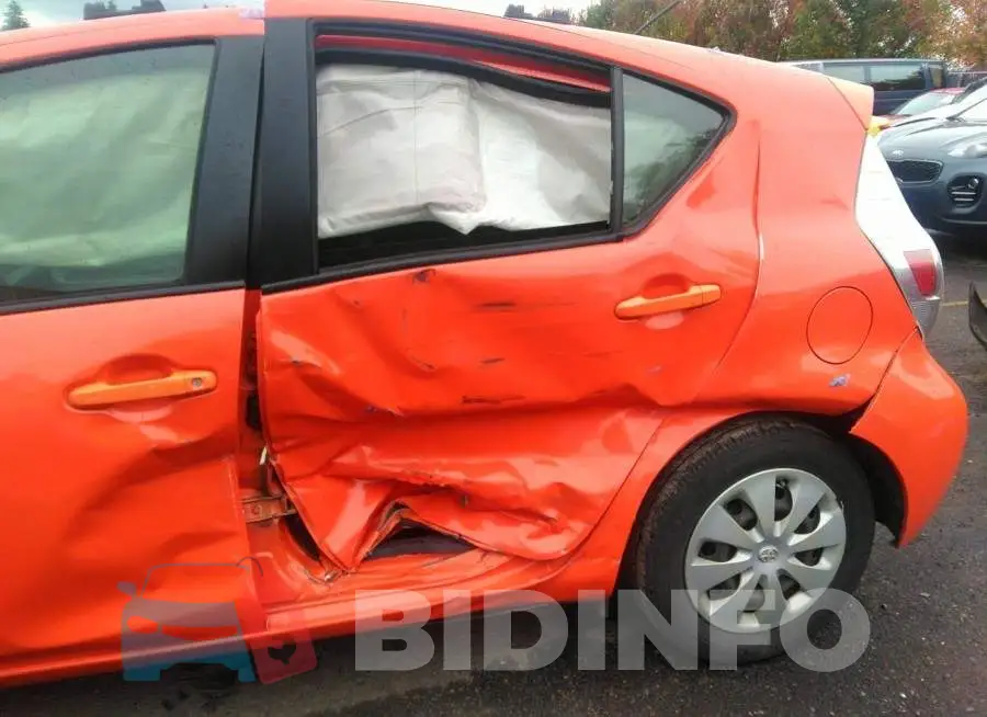 JTDKDTB36C1000962 Photo# 6
