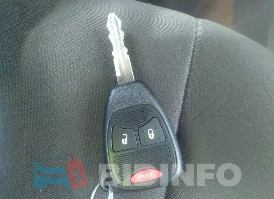 1C4NJPBB7FD304809 Photo# 11