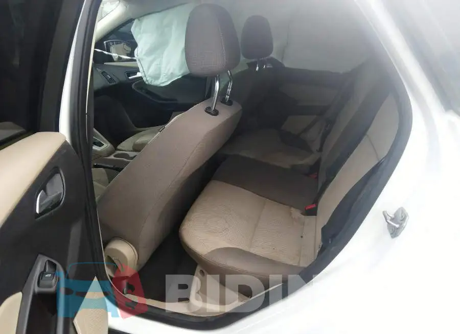 1FAHP3K23CL161191 Photo# 8