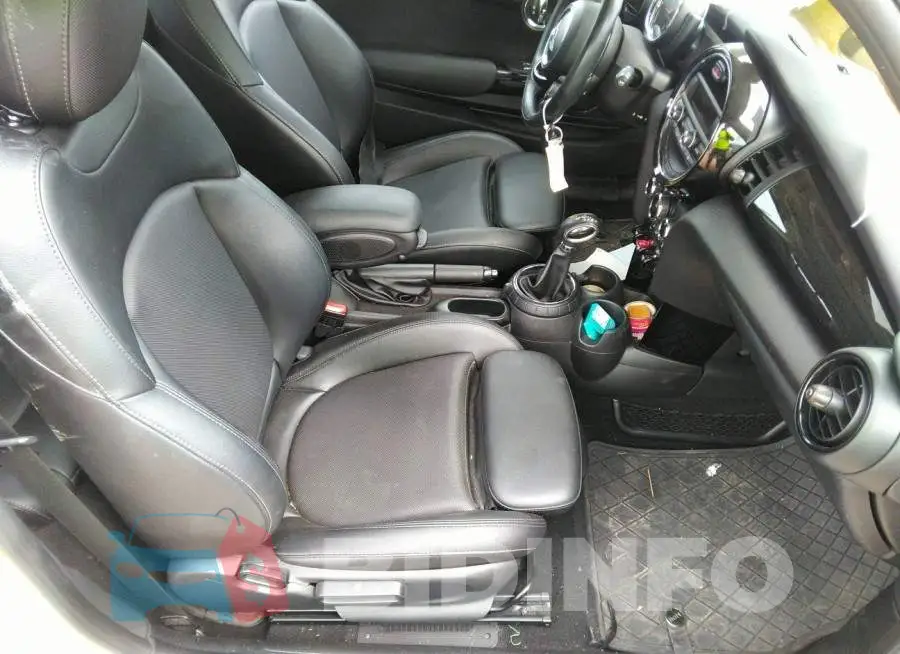 WMWXP7C59G2A43941 Photo# 5