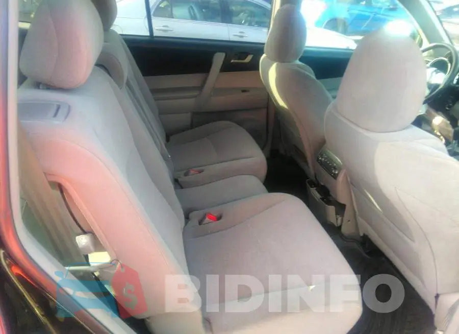 5TDBK3EH2CS101769 Photo# 8