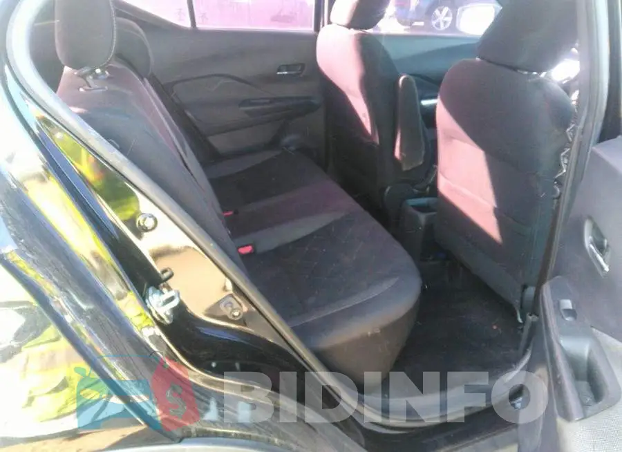 3N1CP5CU6KL507708 Photo# 8