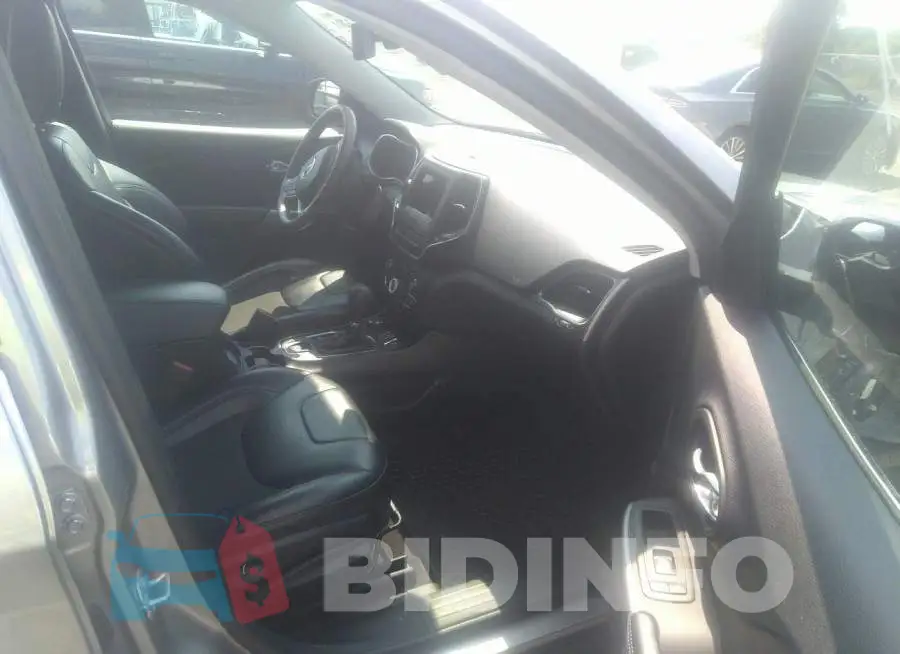 1C4PJMLXXKD128141 Photo# 5