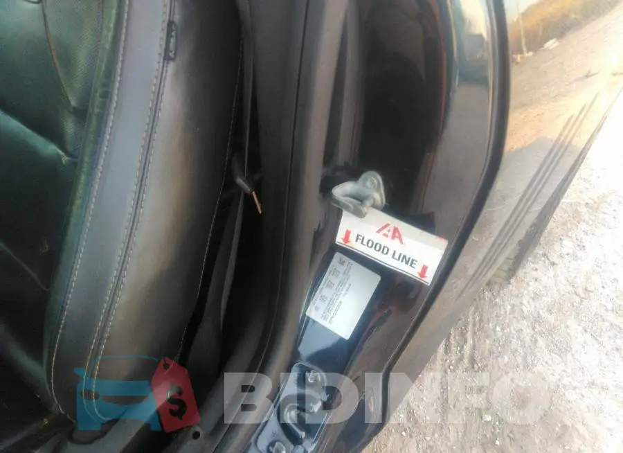 2G1FK1EJ2E9236246 Photo# 6
