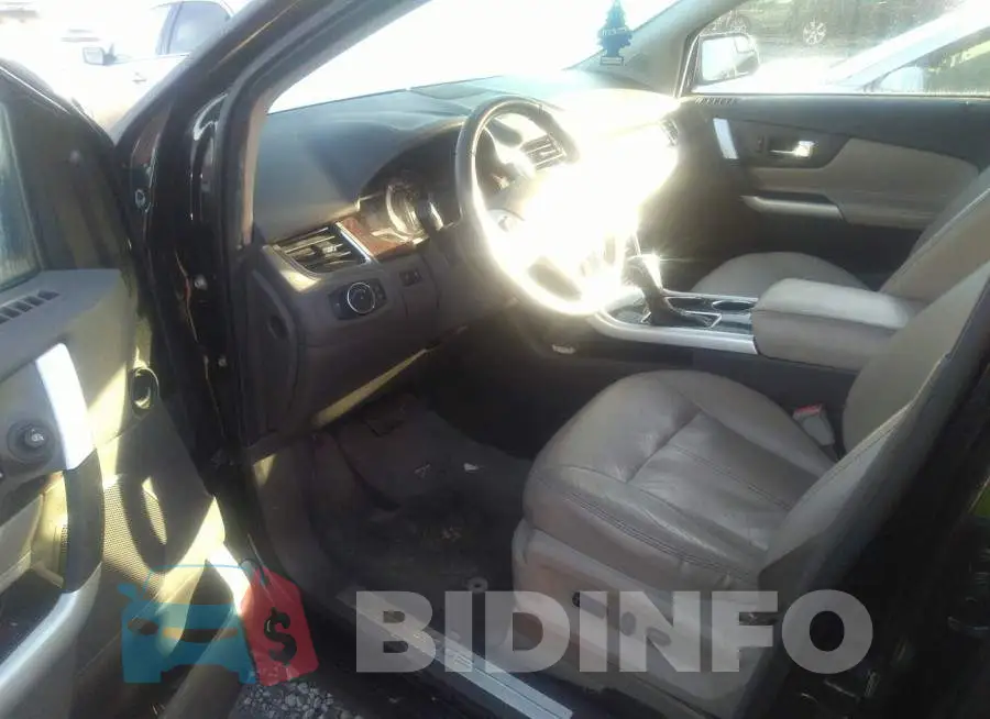2FMDK3KC3DBA17878 Photo# 5