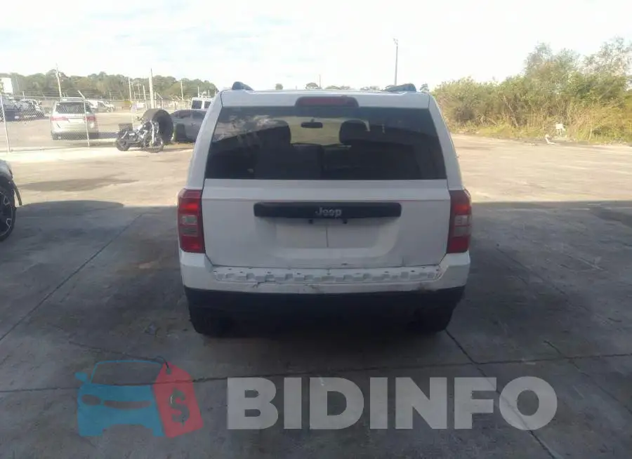1C4NJPBA1DD246734 Photo# 6