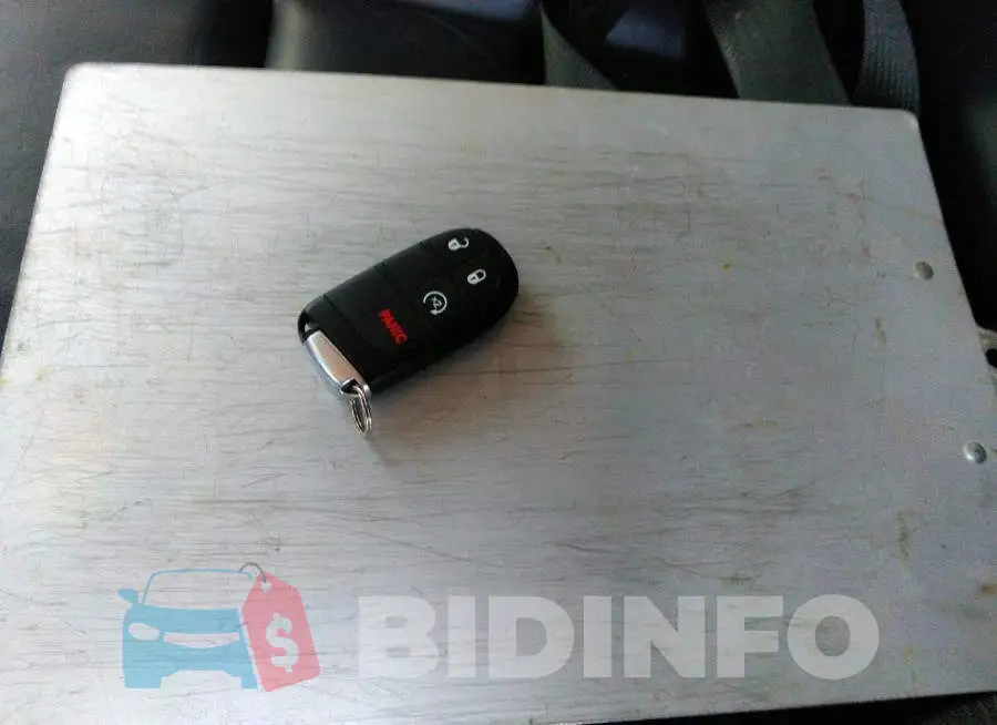 1C4RDJDG7FC850918 Photo# 11