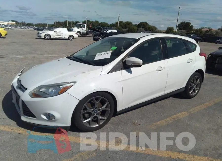 1FADP3K2XEL166325 Photo# 2