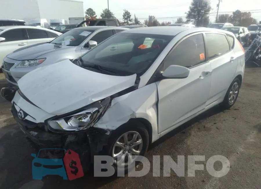 KMHCT5AE8CU029749 Photo# 2