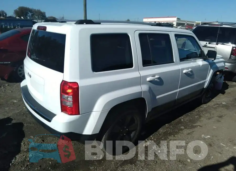 1C4NJPFB3CD690683 Photo# 4
