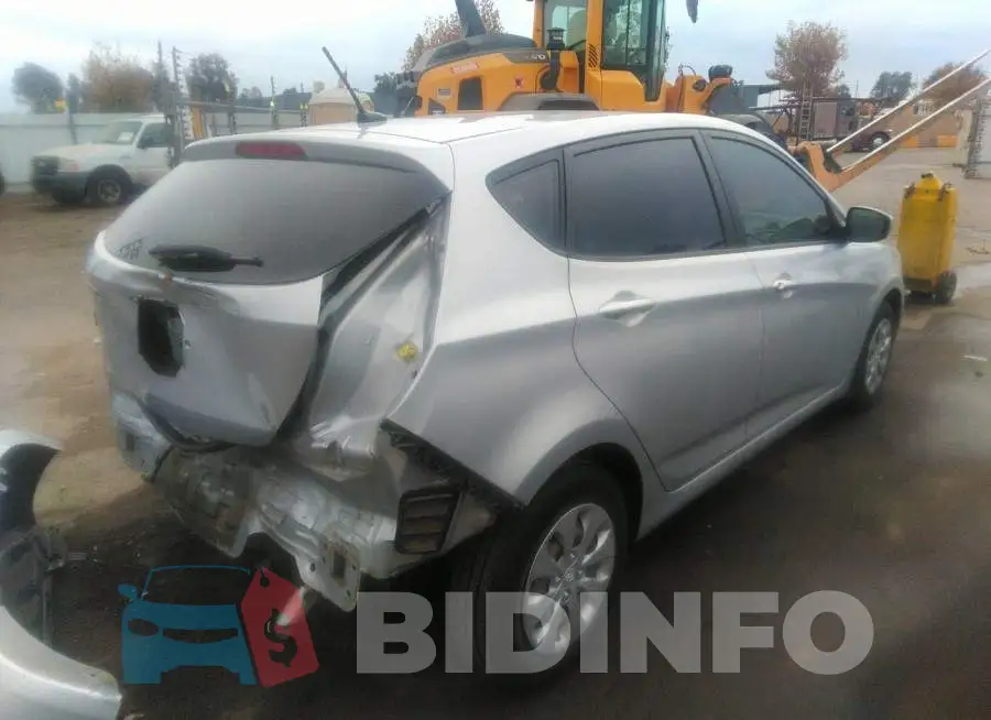 KMHCT5AE8FU203579 Photo# 4