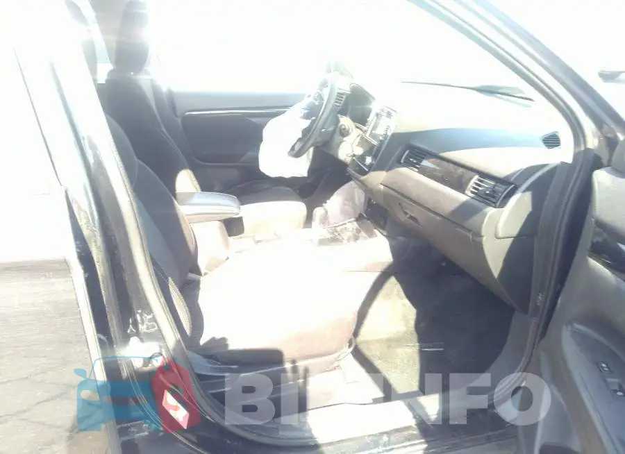 JA4AD2A38LZ039944 Photo# 5