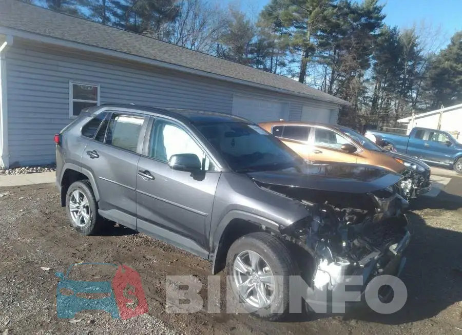 2T3P1RFV3NC281024 Photo# 1
