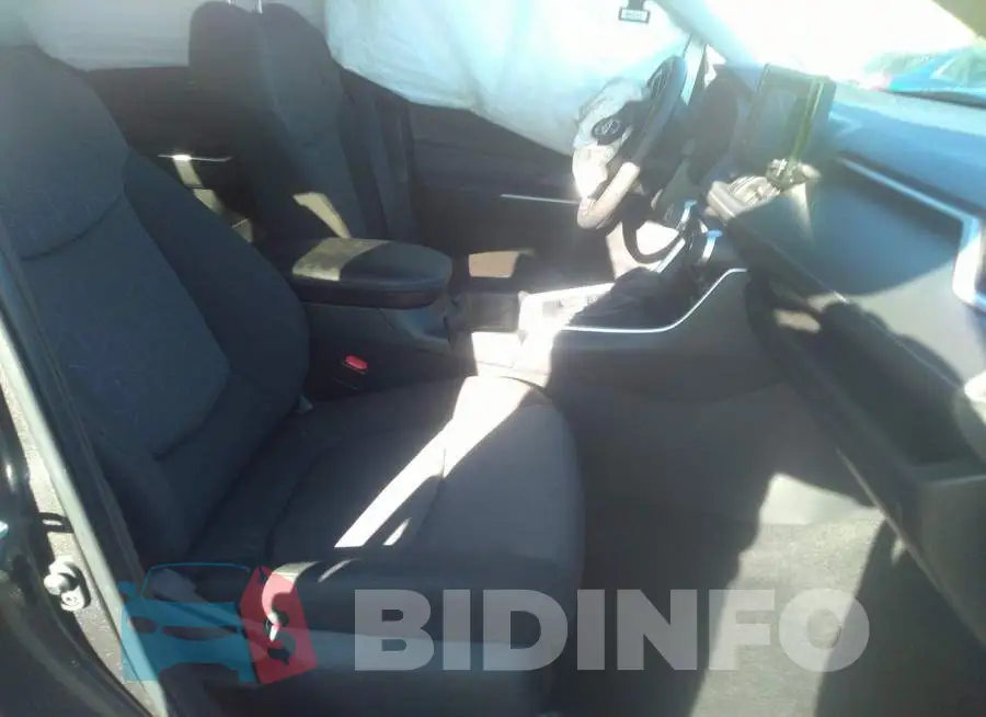 2T3P1RFV3NC281024 Photo# 5