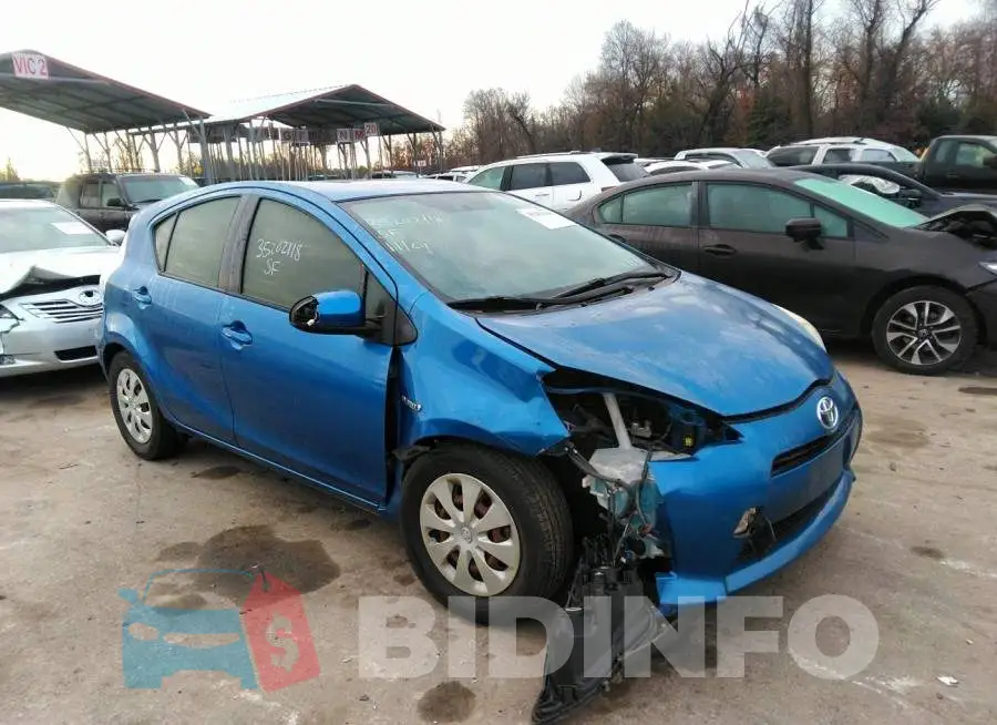 JTDKDTB38D1529704 Photo# 1