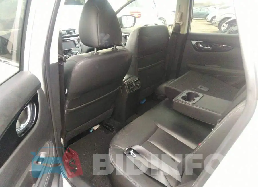 JN1BJ1CP2HW004812 Photo# 8