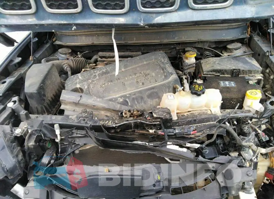 1C4PJLLB9KD490671 Photo# 10