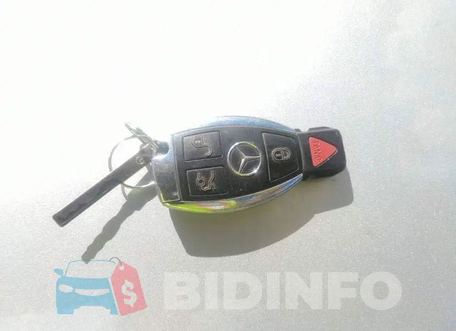 WDCGG8HB8CF800202 Photo# 11
