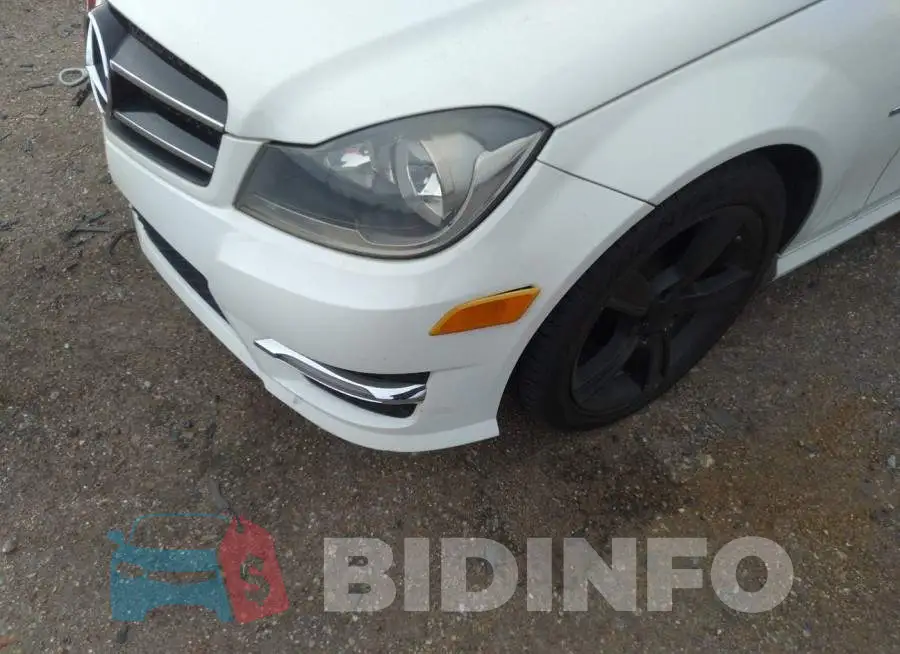 WDDGJ4HB6CF758988 Photo# 6