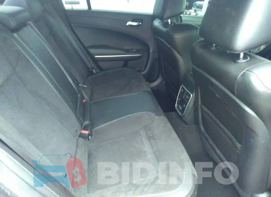 2C3CDXGJ4MH608800 Photo# 8