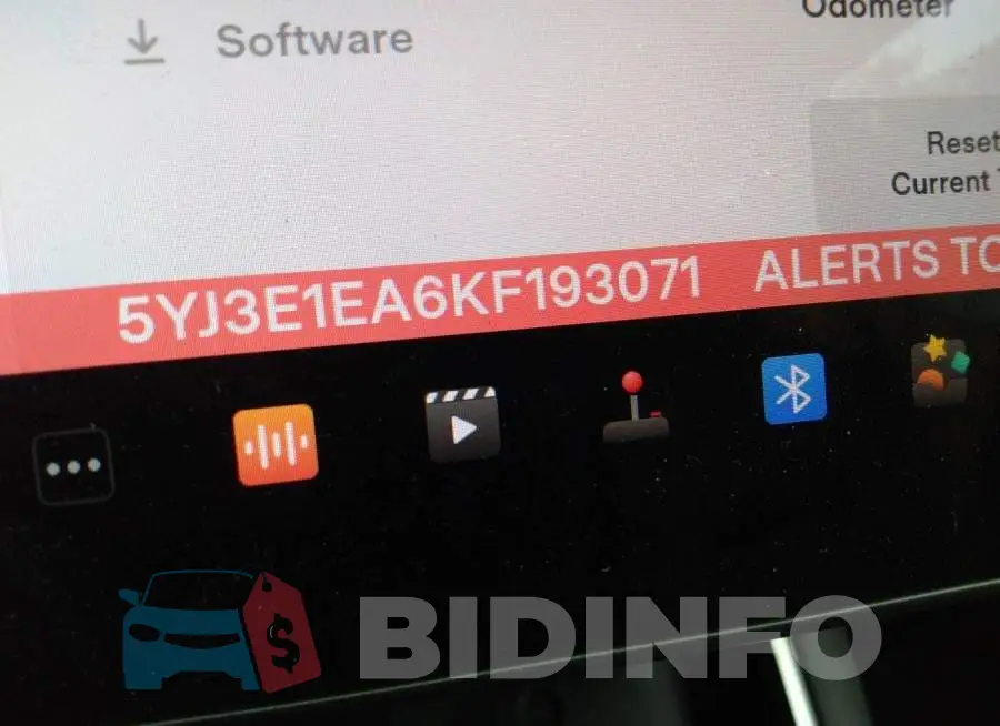 5YJ3E1EA6KF193071 Photo# 9
