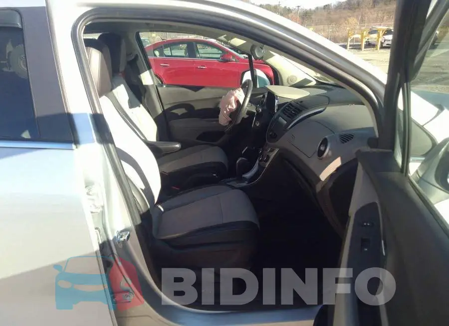 KL7CJLSB4FB209391 Photo# 5