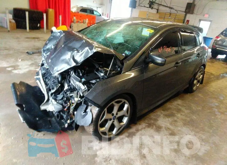1FADP3L92FL237708 Photo# 2