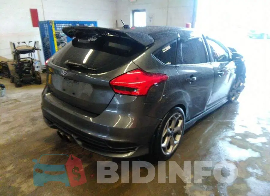 1FADP3L92FL237708 Photo# 4