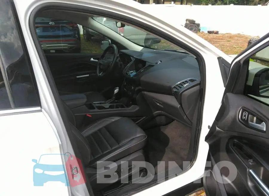 1FMCU0J98KUB25933 Photo# 5
