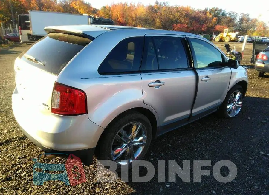 2FMDK3J92CBA47880 Photo# 4