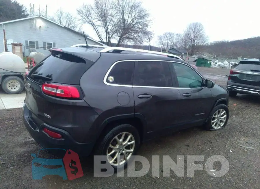 1C4PJMCB7GW156320 Photo# 4