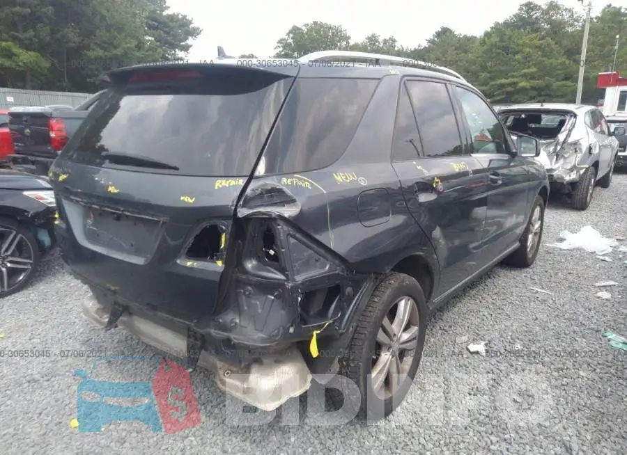 4JGDA5HB3DA227731 Photo# 4