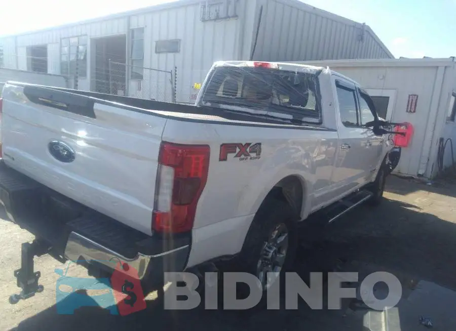 1FT7W2BT3HEF32194 Photo# 4