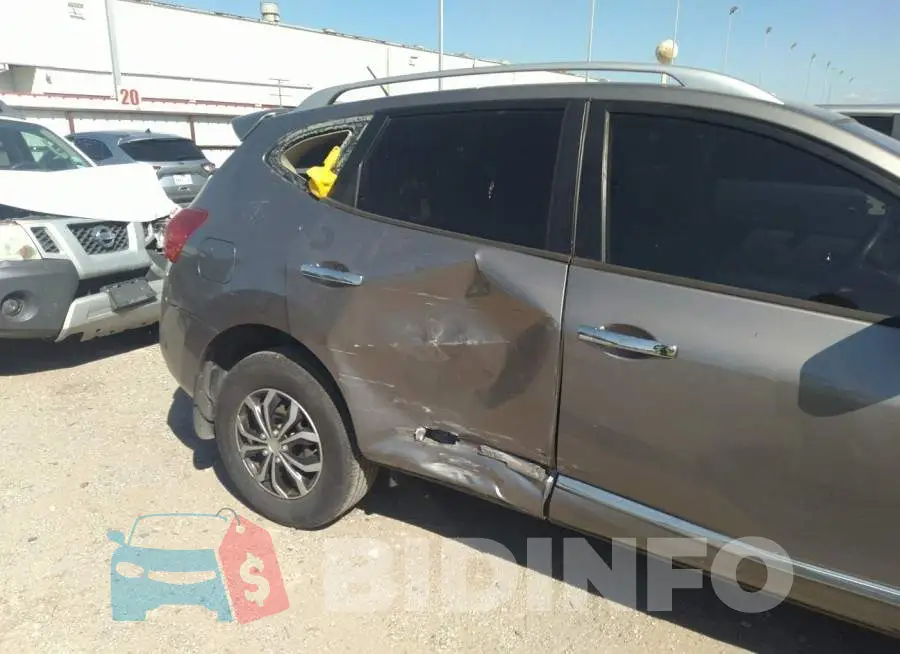 JN8AS5MT2FW159421 Photo# 6