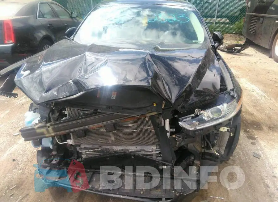 3FA6P0LU7GR332523 Photo# 6