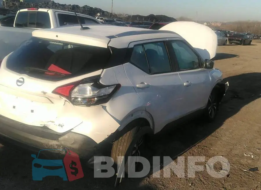 3N1CP5CU8KL510254 Photo# 6