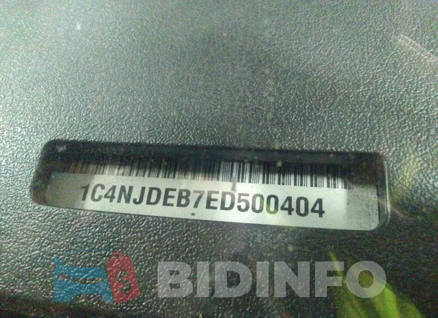 1C4NJDEB7ED500404 Photo# 9