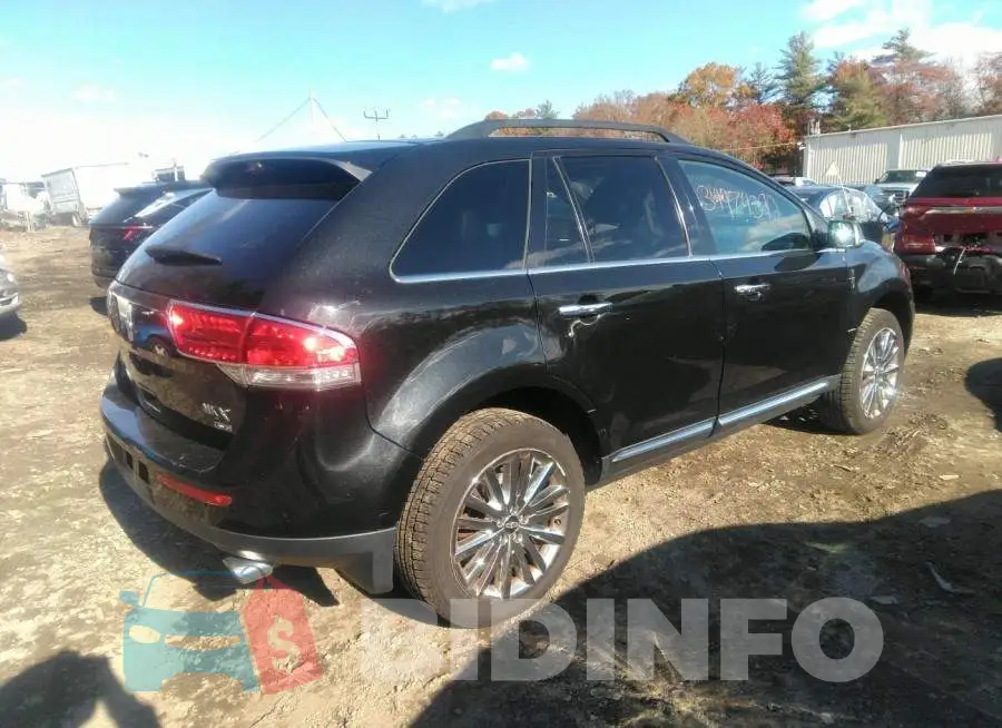 2LMDJ8JK7DBL46662 Photo# 4