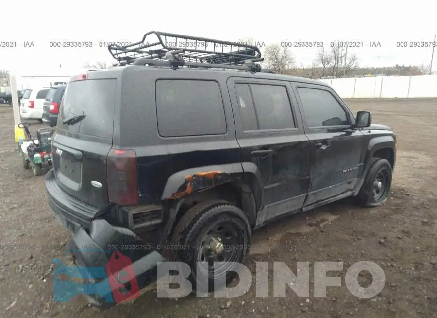 1C4NJRFB5CD614801 Photo# 4