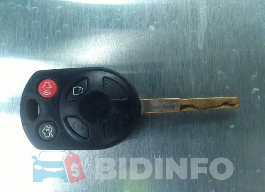 1FAHP3M23CL357869 Photo# 11