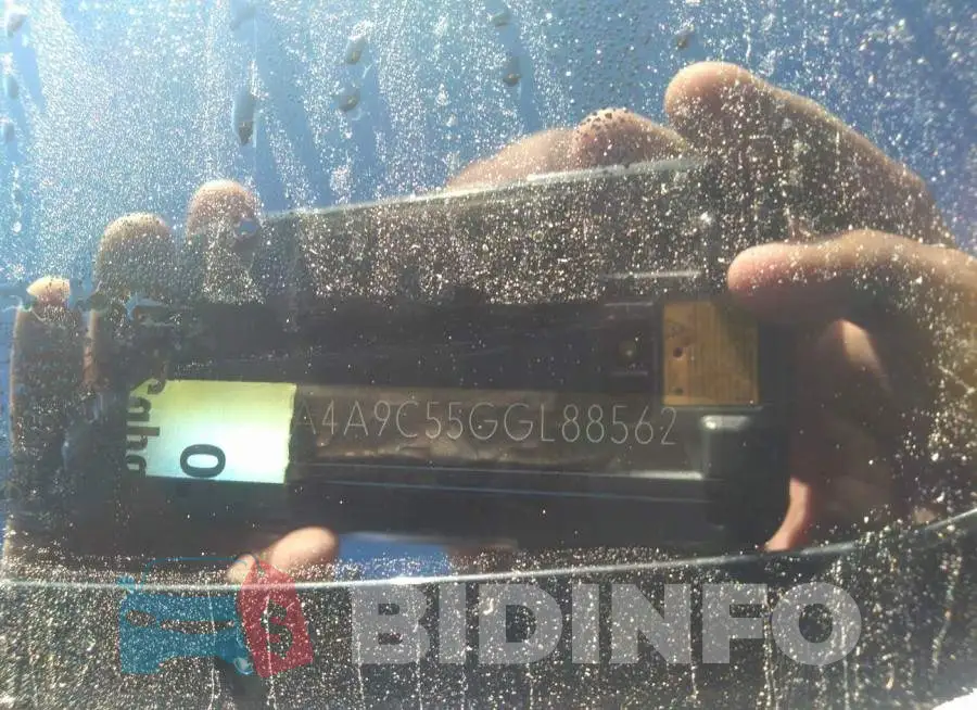 WBA4A9C55GGL88562 Photo# 9