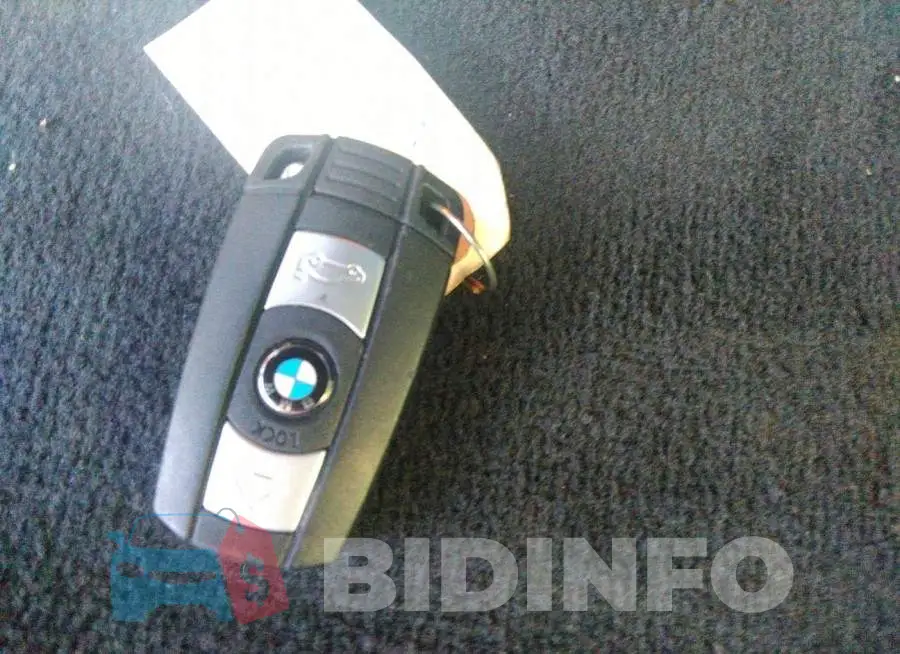 WBAKF5C56DE658150 Photo# 11
