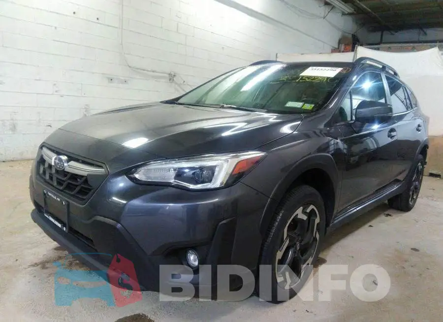 JF2GTHNC3M8208213 Photo# 2