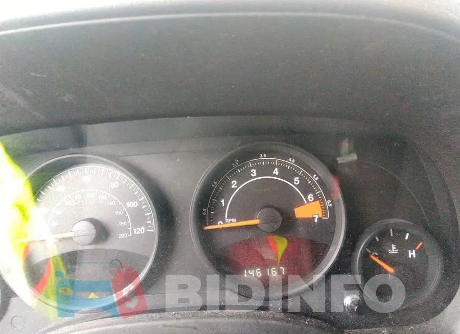 1C4NJRBB6ED626321 Photo# 7