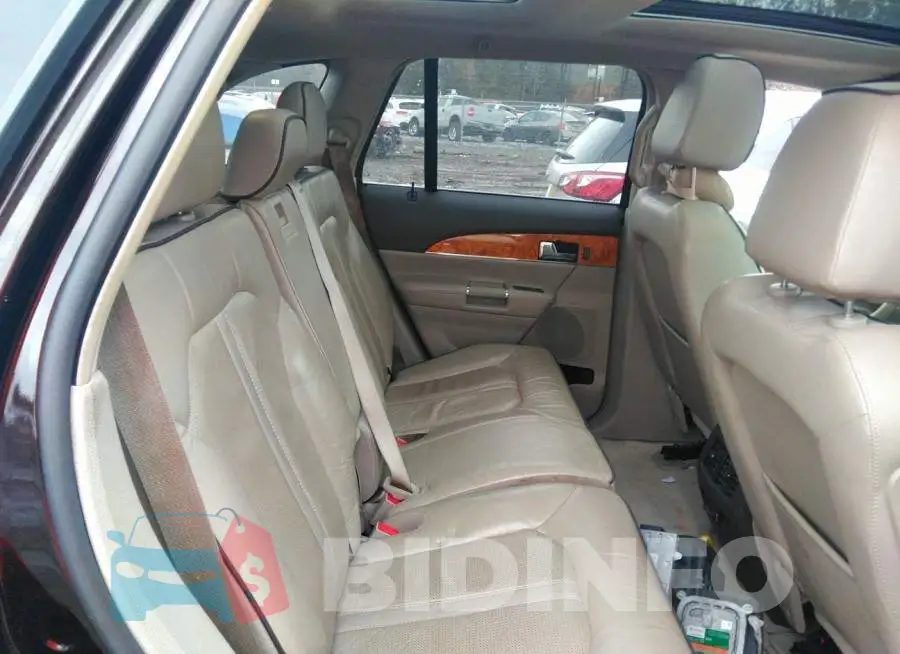 2LMDJ6JK7DBL11351 Photo# 8
