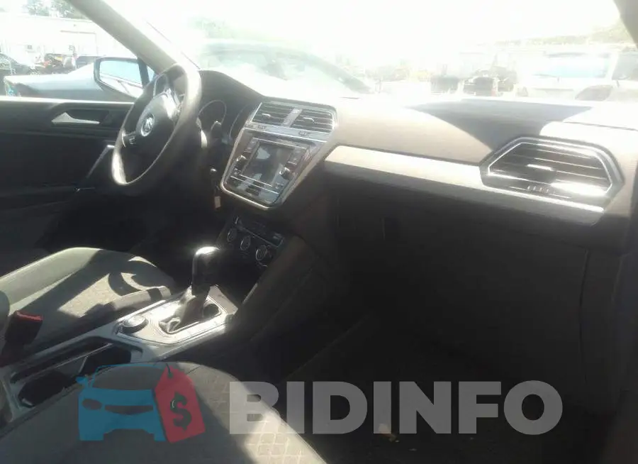 3VV0B7AX9LM108991 Photo# 5